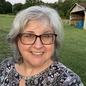 Meet your Posher, Roxanne